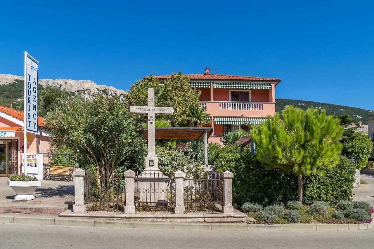 Apartments And Rooms With Parking Space Baska, Krk - 19424 0*, Baska (Krk)