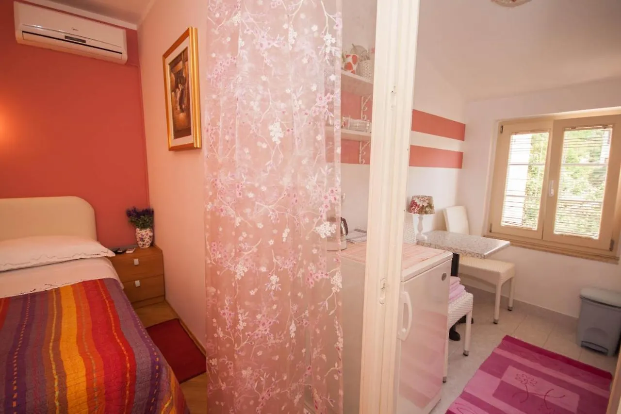 Apartments And Rooms With Parking Space Baska, Krk - 19424 Croatia
