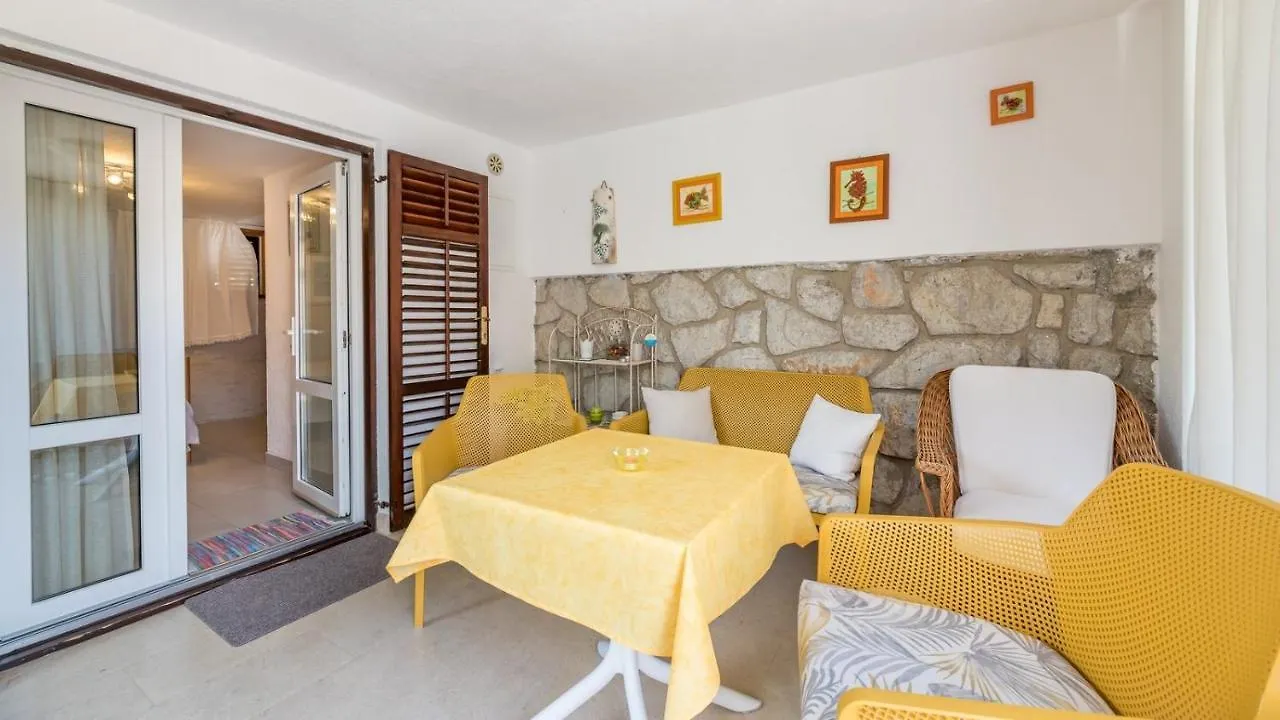 Apartments And Rooms With Parking Space Baska, Krk - 19424 Guest house